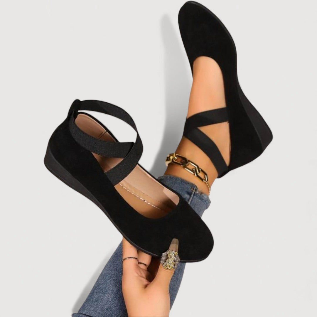 Livia Elegant and Comfortable Ballet Flats