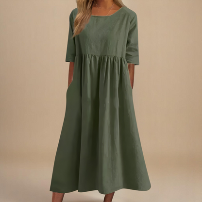 Sofia | Flattering Dress