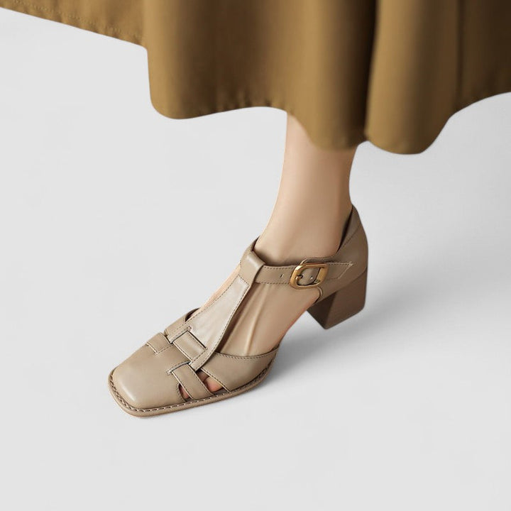 Scarlett | Sandalias ortopédicas T-Strap con talones