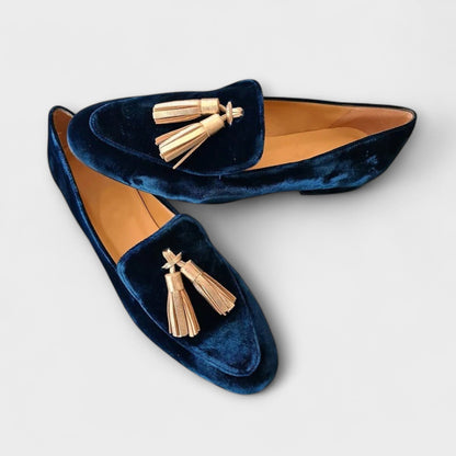 Quinnlyn – Vintage-Inspired Fringed Loafers